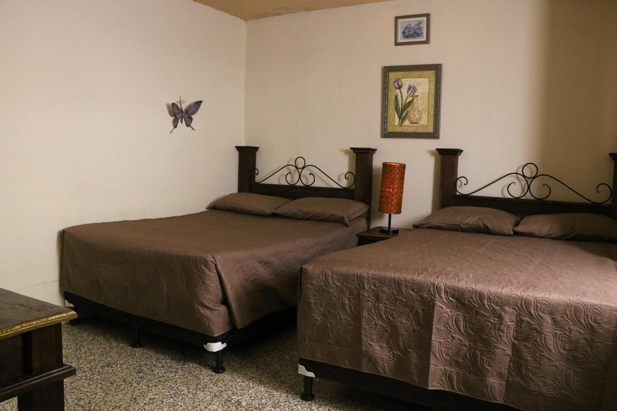 Hostal Los Volcanes Ville de Guatemala Extérieur photo