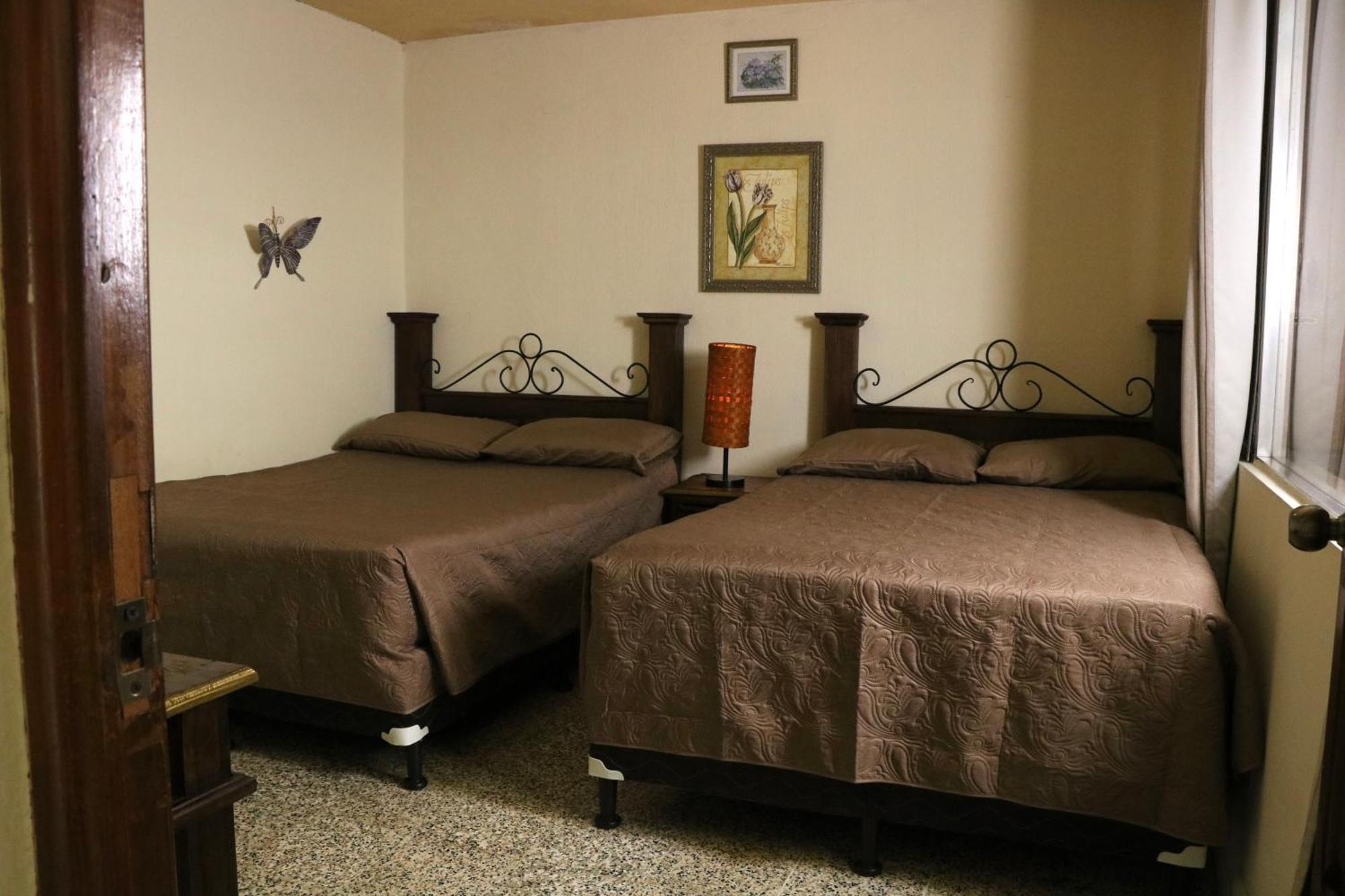 Hostal Los Volcanes Ville de Guatemala Extérieur photo