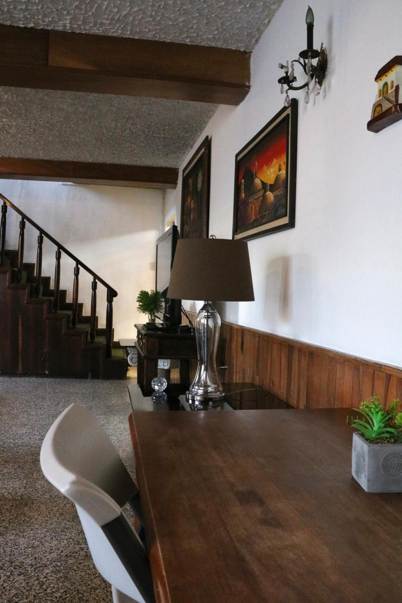 Hostal Los Volcanes Ville de Guatemala Extérieur photo