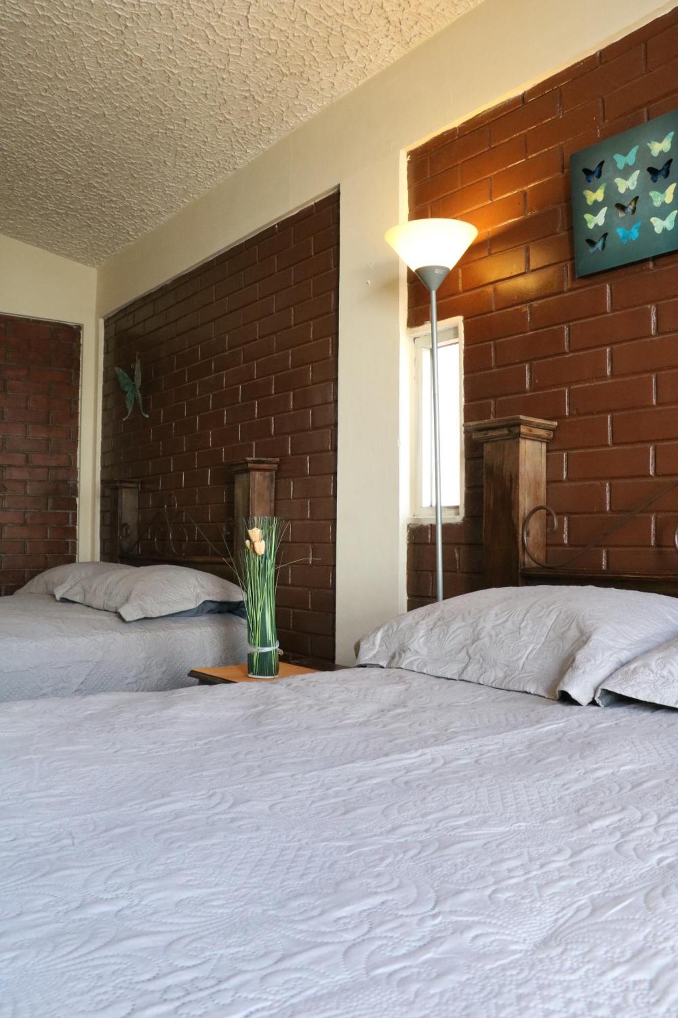 Hostal Los Volcanes Ville de Guatemala Extérieur photo