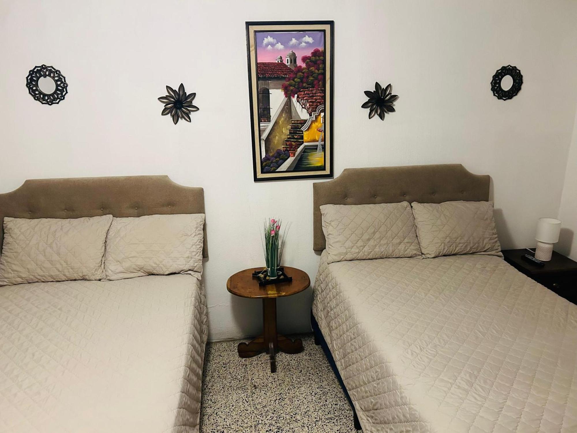 Hostal Los Volcanes Ville de Guatemala Extérieur photo